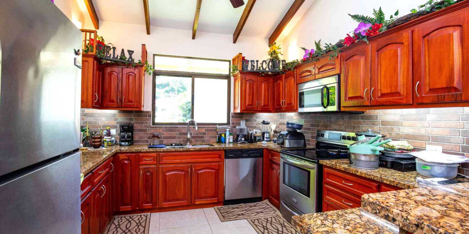 Comfortable 2-Bedroom Home in Riverside Community with Community Pool & Waterfall in Tres Rios Costa Rica