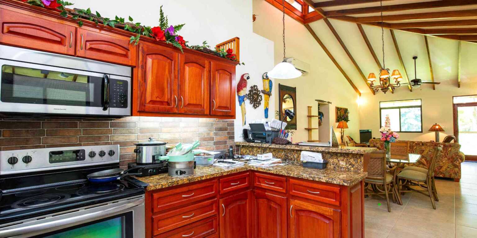 Comfortable 2-Bedroom Home in Riverside Community with Community Pool & Waterfall in Tres Rios Costa Rica