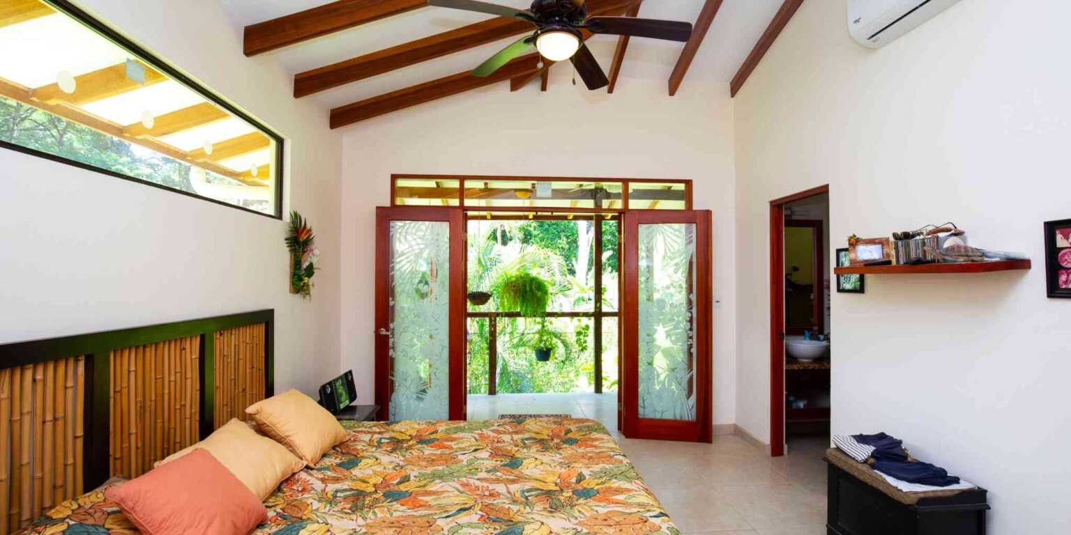 Comfortable 2-Bedroom Home in Riverside Community with Community Pool & Waterfall in Tres Rios Costa Rica