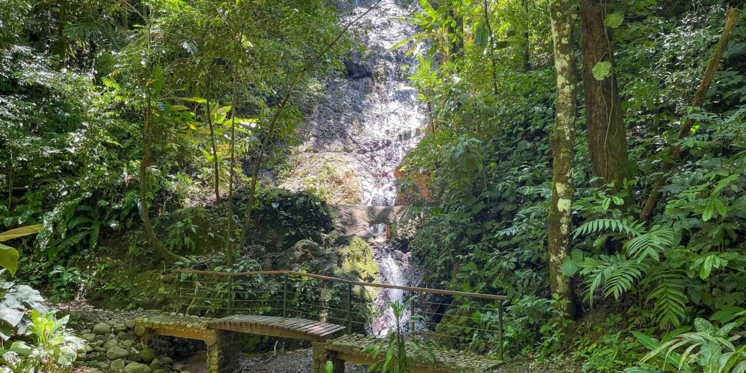 Comfortable 2-Bedroom Home in Riverside Community with Community Pool & Waterfall in Tres Rios Costa Rica