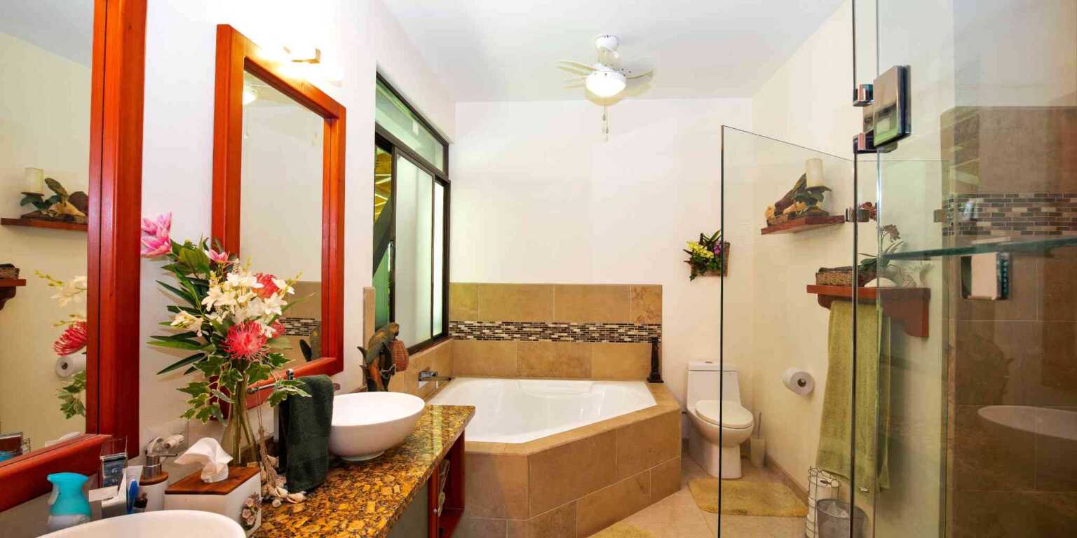 Comfortable 2-Bedroom Home in Riverside Community with Community Pool & Waterfall in Tres Rios Costa Rica