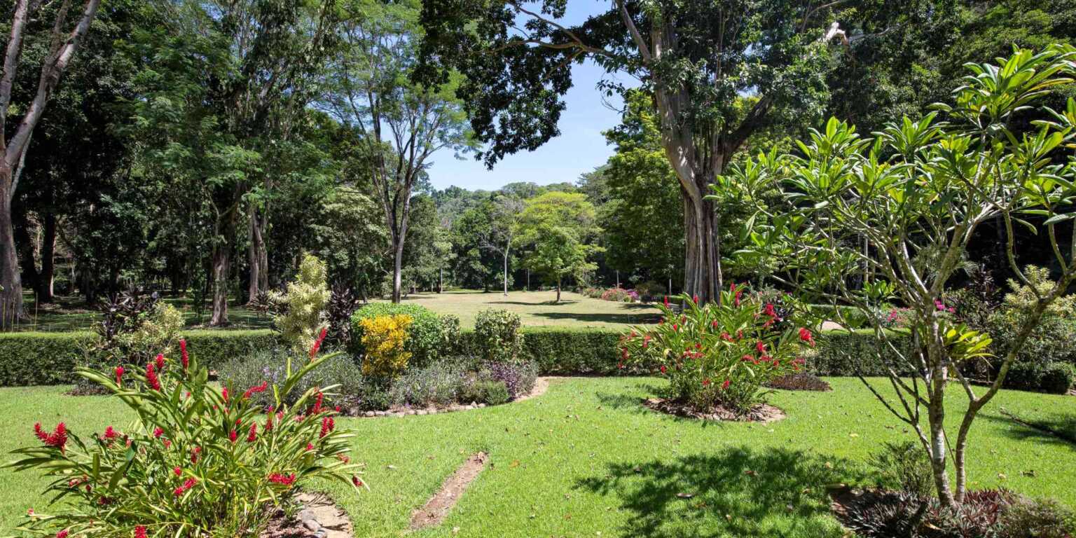 Comfortable 2-Bedroom Home in Riverside Community with Community Pool & Waterfall in Tres Rios Costa Rica