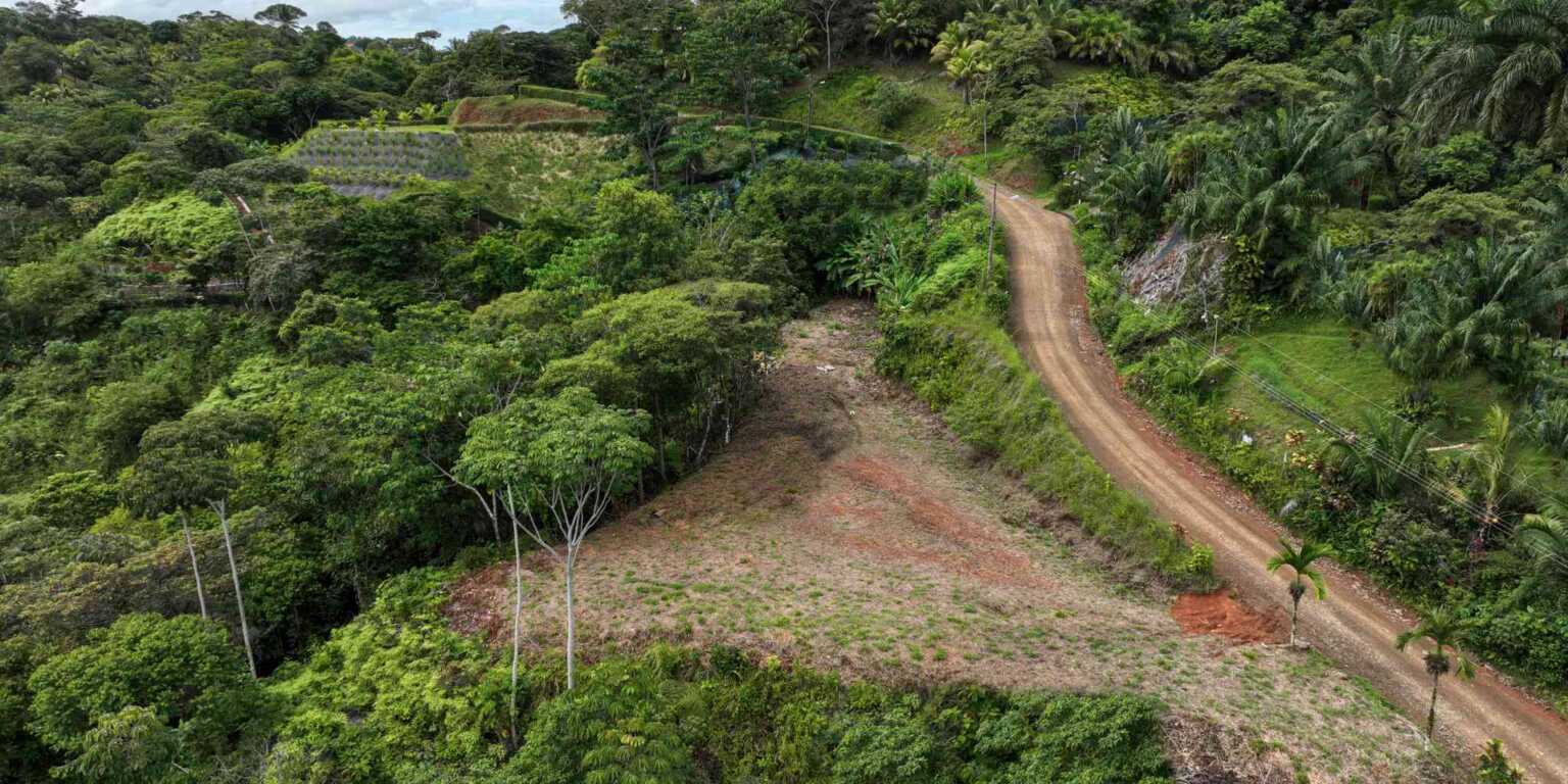 Amazing Ocean & Mountain Views on Calle Perezoso with Building Plans Ready to Build in Ojochal Costa Rica