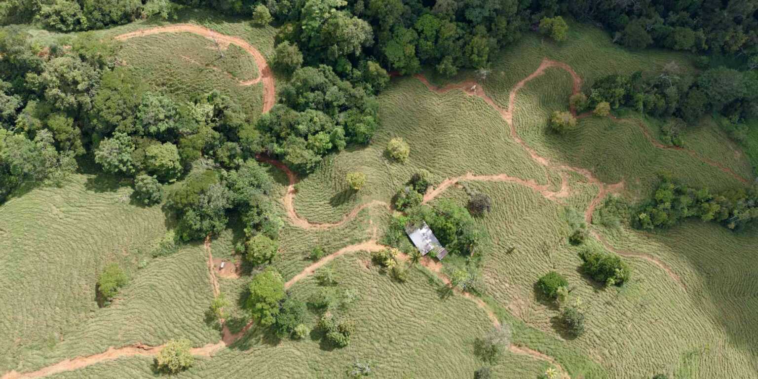 Foto 15-11-23, 1 32 20 p. m. Gorgeous Hidden Paradise Development Land with 103 Acres Near Dominical Costa Rica