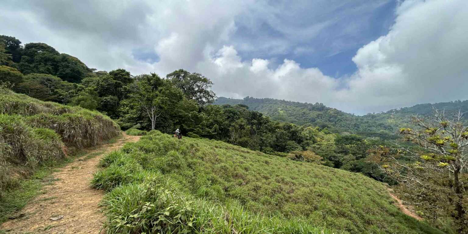Foto 21-4-24, 10 10 51 a. m. Gorgeous Hidden Paradise Development Land with 103 Acres Near Dominical Costa Rica