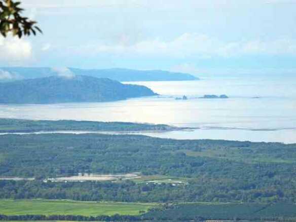 Ocean & Mountain View Development Property or Farm, photo 8 of 24