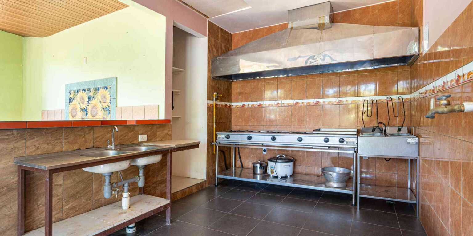 Easy Access 18-Bed Hotel in Prime Location Near Beaches & National Park in Bahia near Uvita Costa Rica