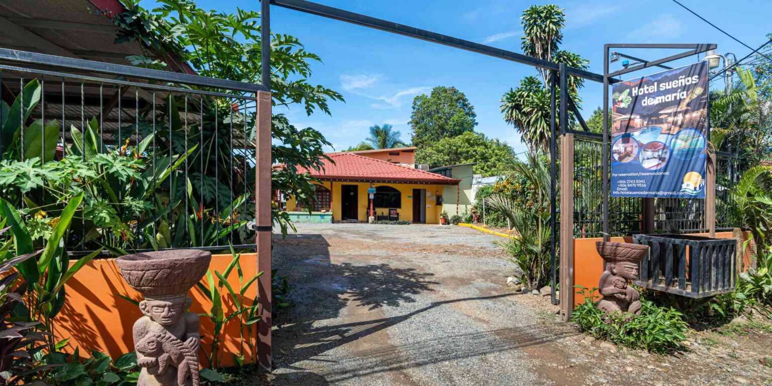 Easy Access 18-Bed Hotel in Prime Location Near Beaches & National Park in Bahia near Uvita Costa Rica