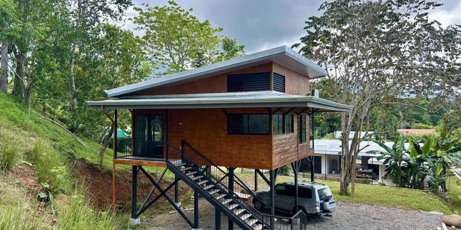 Foto 12-4-24, 9 42 18 a. m. Unique Elevated 2-Bedroom Home with Room to Expand in Ojochal Costa Rica
