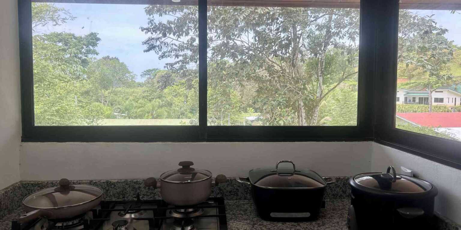 Foto 12-4-24, 12 16 13 p. m. Unique Elevated 2-Bedroom Home with Room to Expand in Ojochal Costa Rica