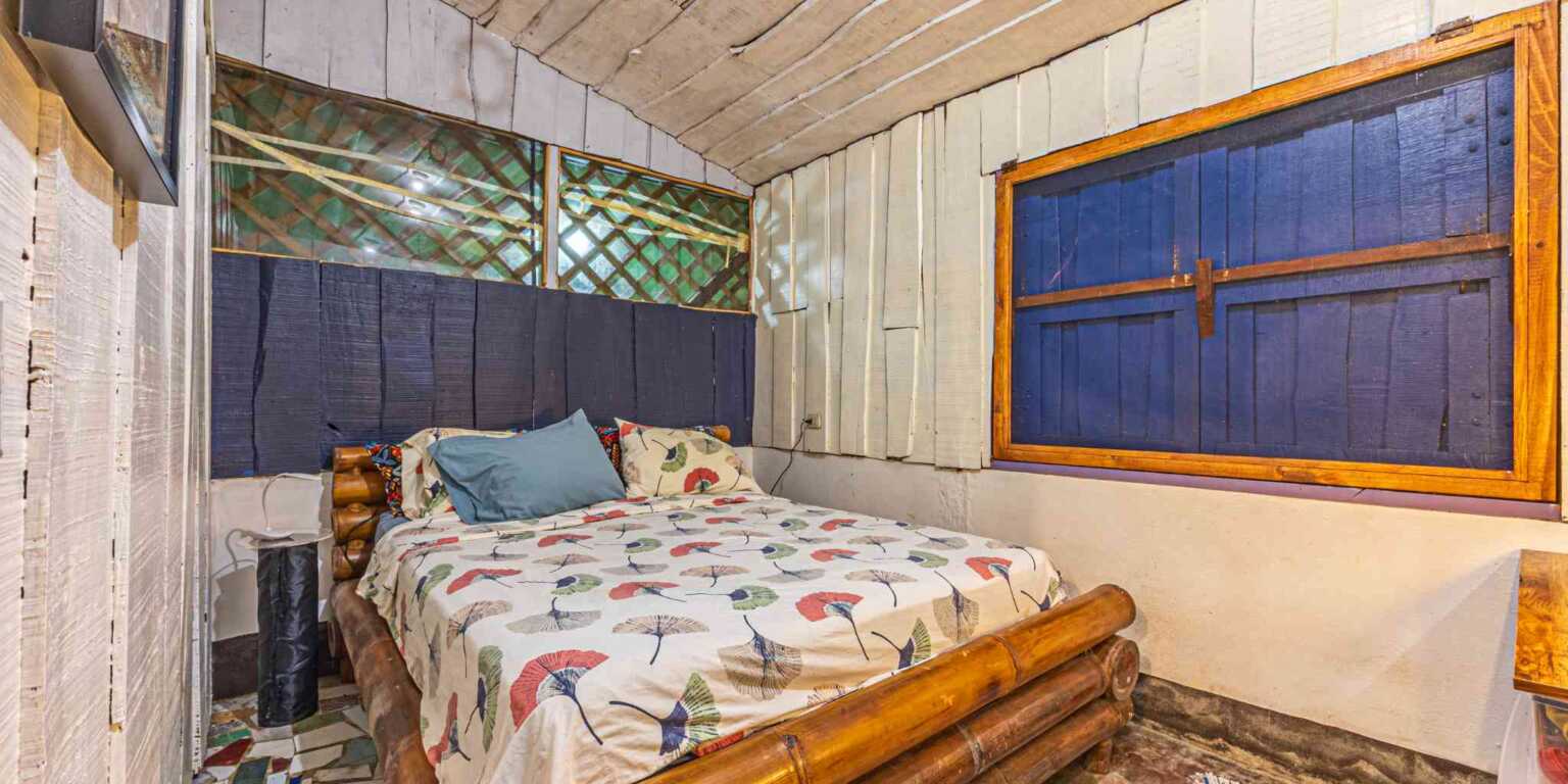 ConeCat-38 Rustic Hotel with Restaurant in a Convenient Location near Beaches & Town in Bahia near Uvita Costa Rica
