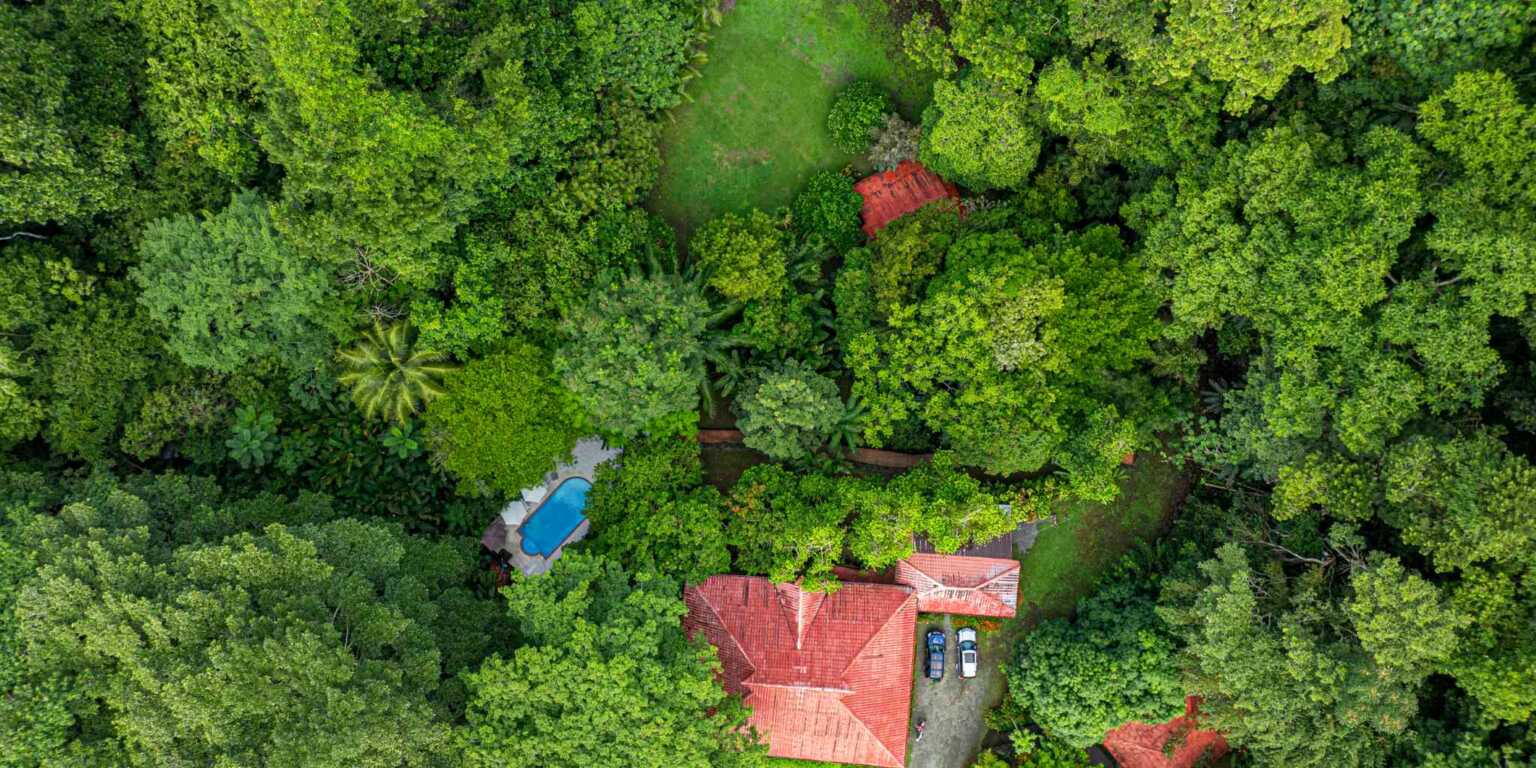 ConeCat-03 Rustic Hotel with Restaurant in a Convenient Location near Beaches & Town in Bahia near Uvita Costa Rica