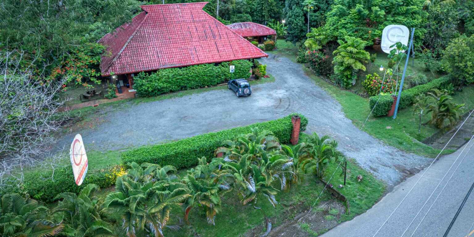 ConeCat-09 Rustic Hotel with Restaurant in a Convenient Location near Beaches & Town in Bahia near Uvita Costa Rica