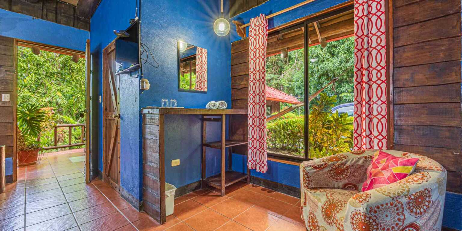 ConeCat-07(2) Rustic Hotel with Restaurant in a Convenient Location near Beaches & Town in Bahia near Uvita Costa Rica