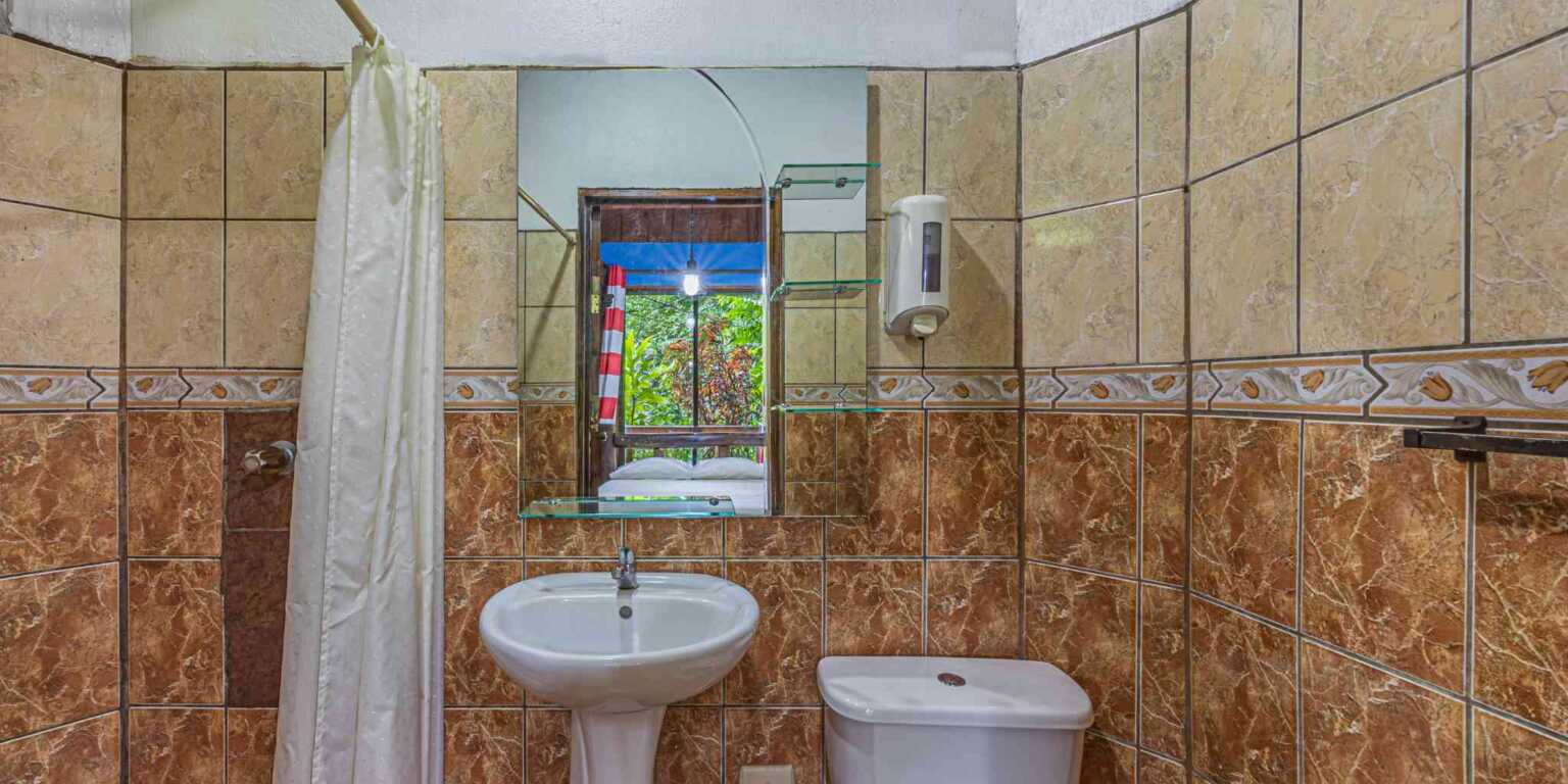 ConeCat-12(2) Rustic Hotel with Restaurant in a Convenient Location near Beaches & Town in Bahia near Uvita Costa Rica