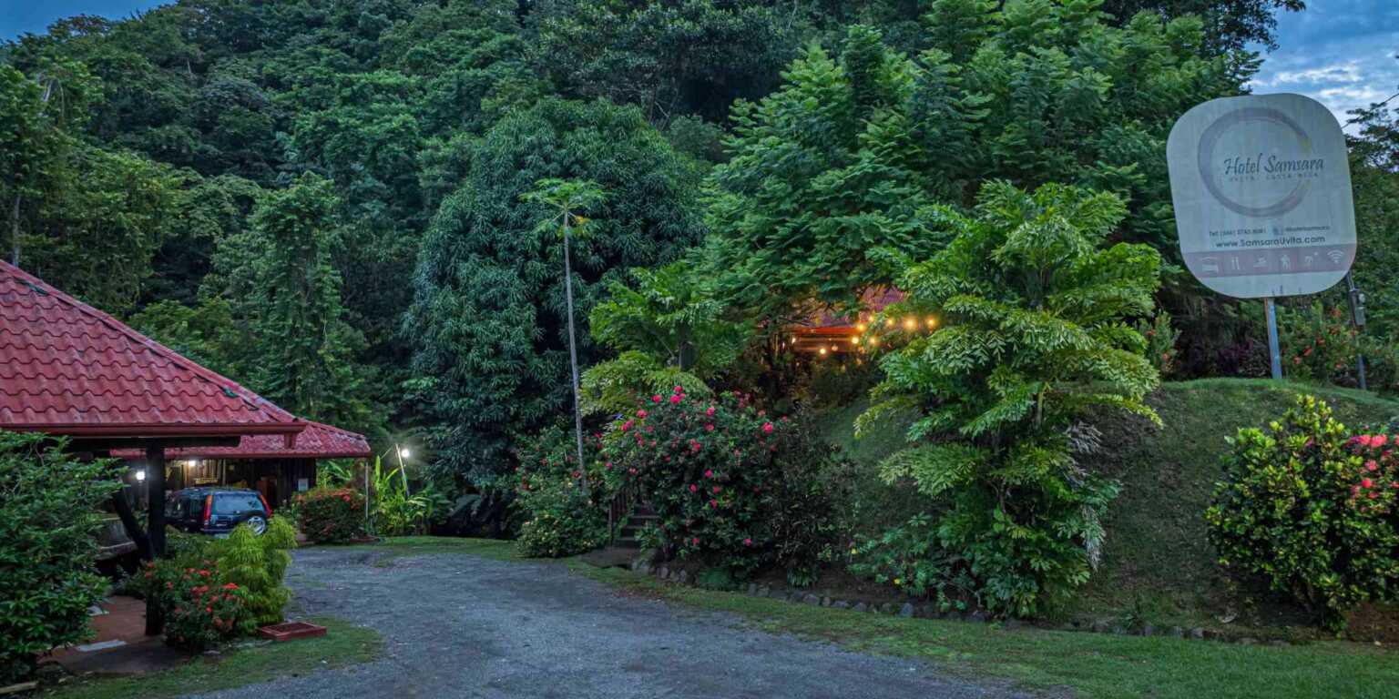 ConeCat-13(1) Rustic Hotel with Restaurant in a Convenient Location near Beaches & Town in Bahia near Uvita Costa Rica