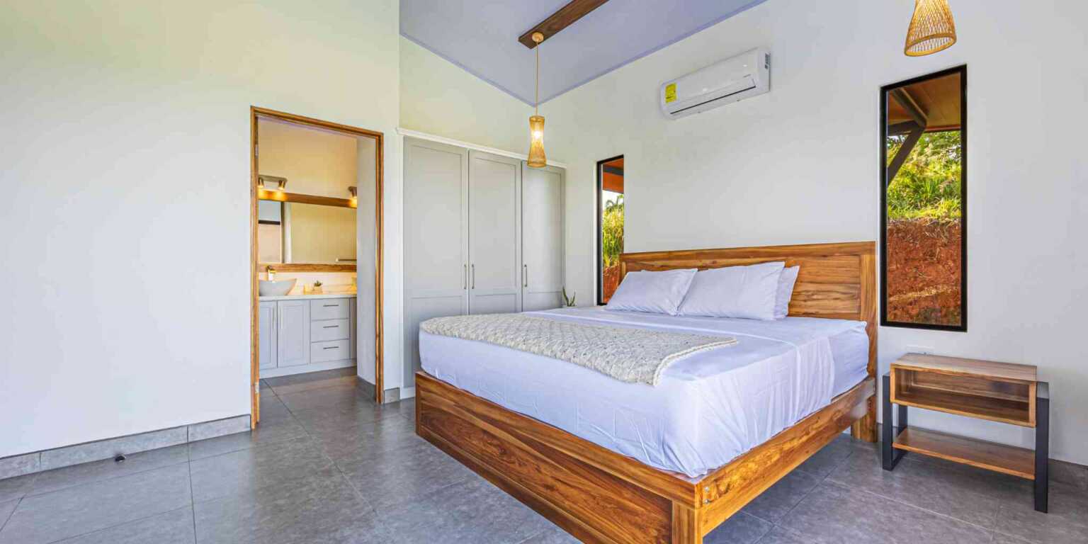 ConeCat-03(1) New 3-Bedroom Villa with Panoramic Ocean & Mountain Views in Chontales near Ojochal Costa Rica