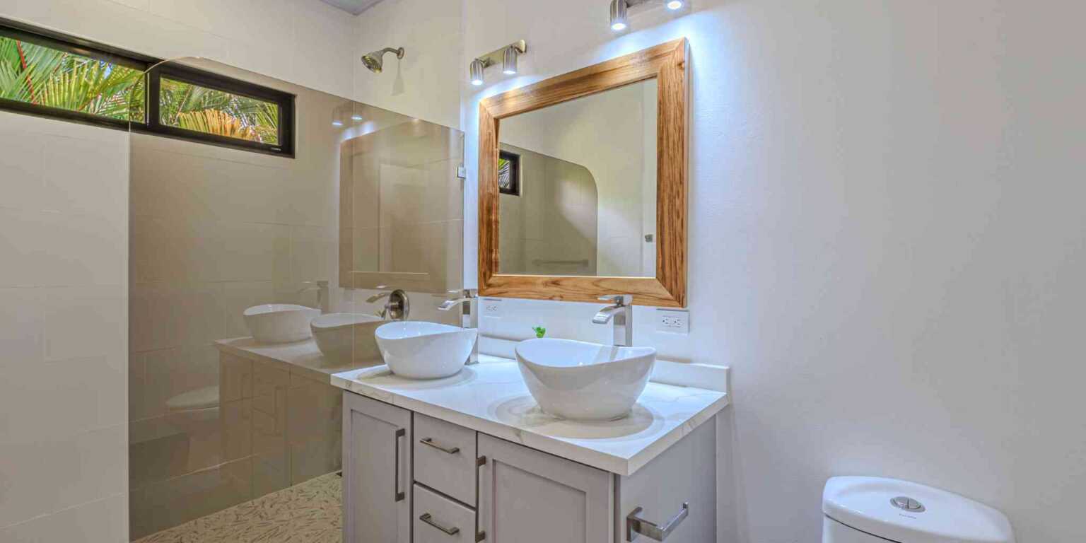 ConeCat-11 New 3-Bedroom Villa with Panoramic Ocean & Mountain Views in Chontales near Ojochal Costa Rica