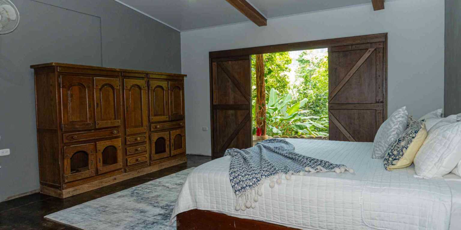Foto 23-5-24, 7 07 55 a. m. Charming 4-Bedroom Home with Fruit Orchard, Close to Incredible Beach in Playa Hermosa near Uvita Costa Rica