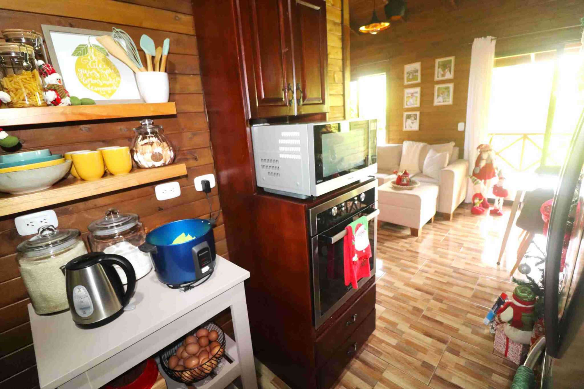Cozy 2-Bedroom Home with Two Units in Coronado near Ojochal Costa Rica