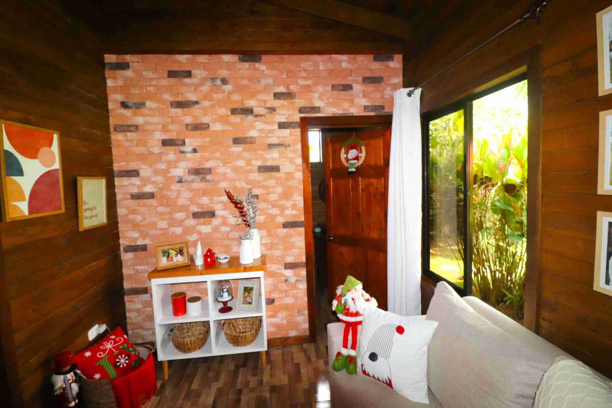 Cozy 2-Bedroom Home with Two Units in Coronado near Ojochal Costa Rica