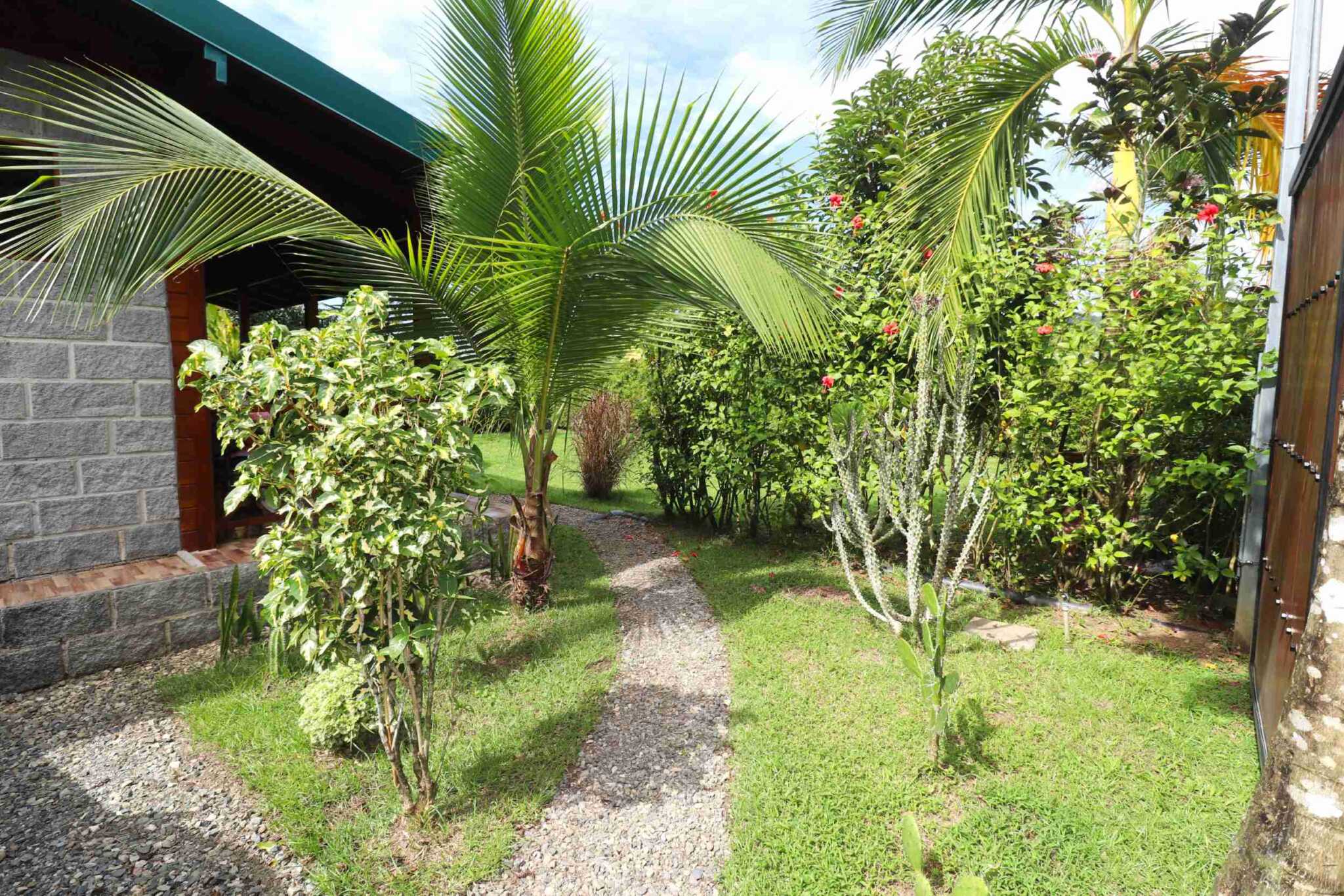 Cozy 2-Bedroom Home with Two Units in Coronado near Ojochal Costa Rica