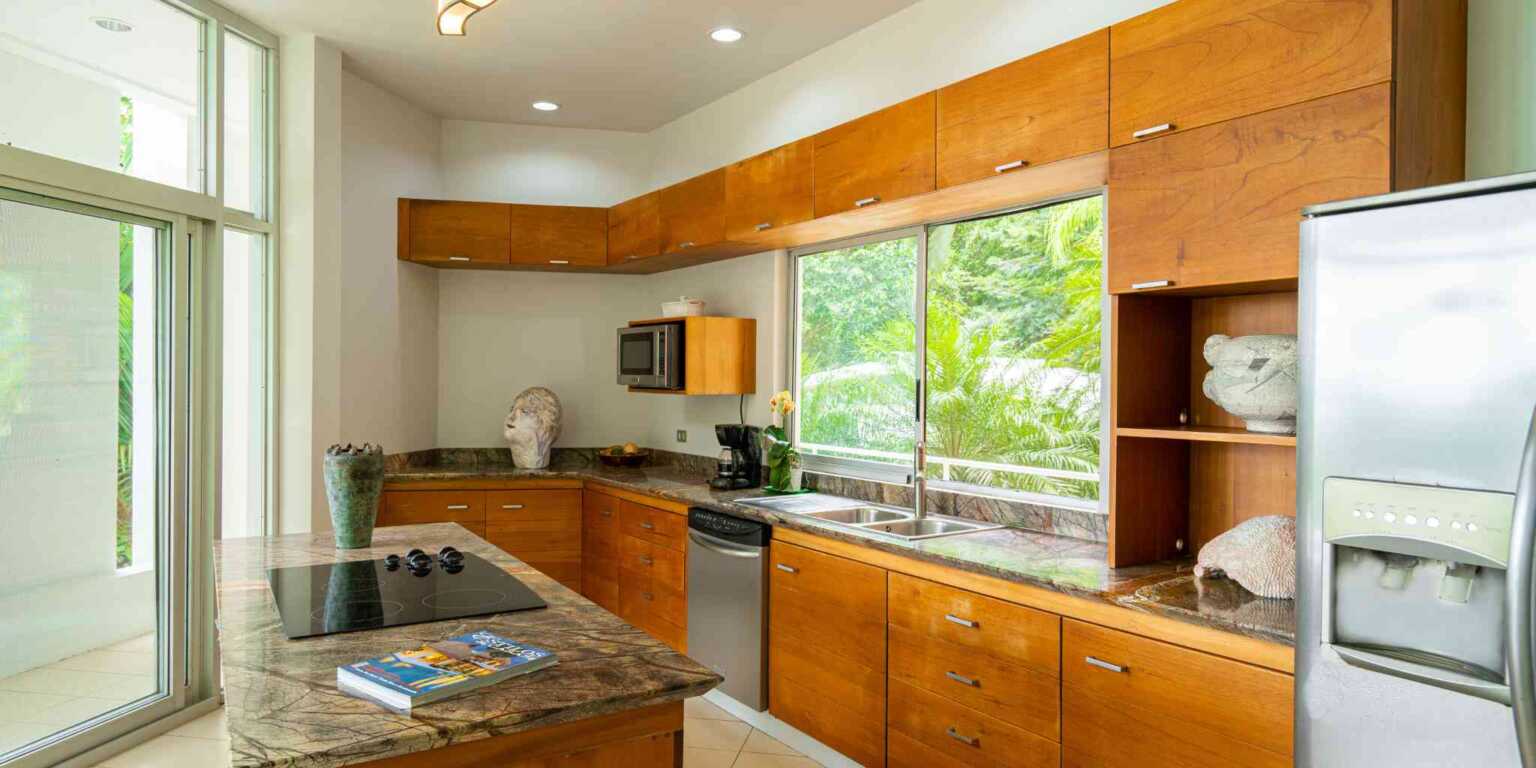 Ocean View Modern House-13 Private, Modern Ocean View 4-Bedroom Home with Modern Style in Portalon near Dominical Costa Rica