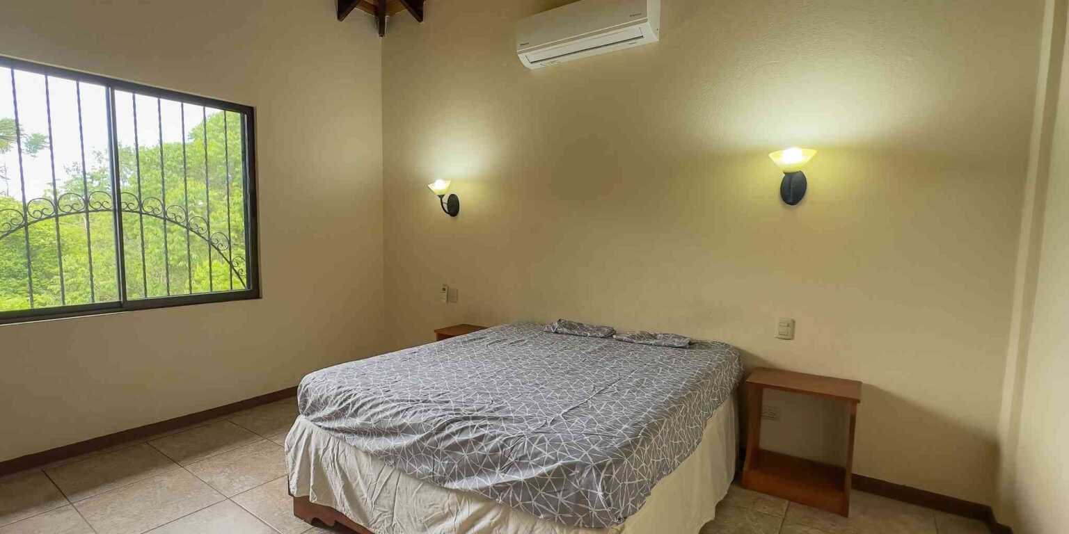 Ojochal-23 Jungle Home Totally Private 3-Bedroom Home in Easy Access Location in Ojochal Costa Rica