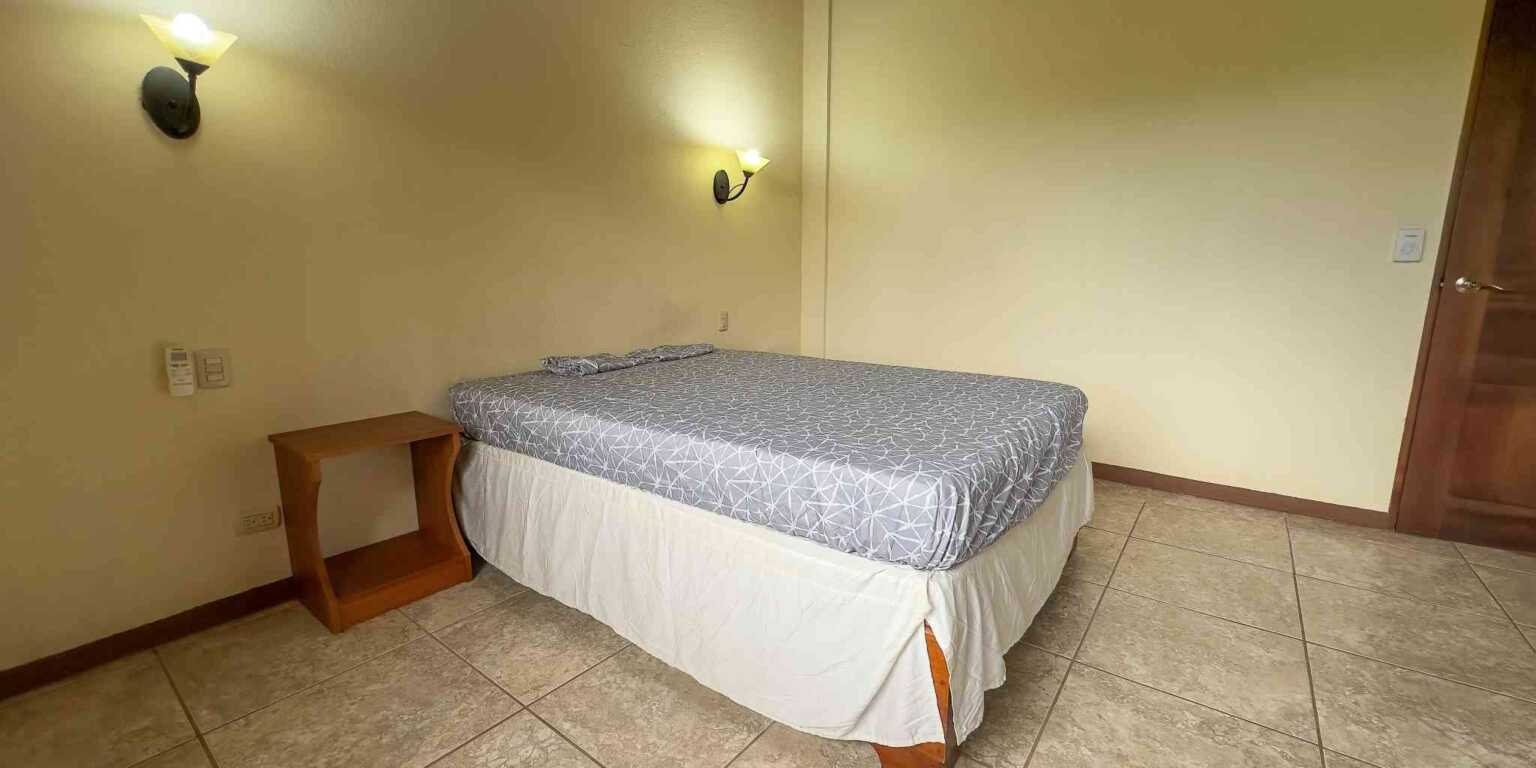 Ojochal-24 Jungle Home Totally Private 3-Bedroom Home in Easy Access Location in Ojochal Costa Rica