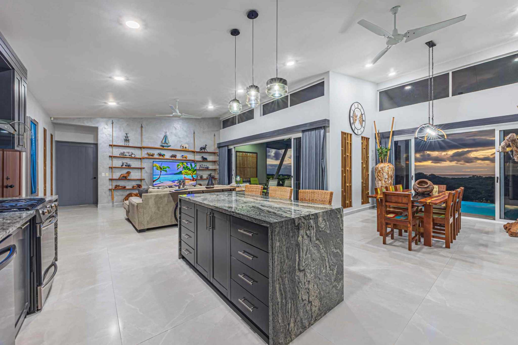 32579 (44) Ocean View Estate with Big Pool & Guesthouse in Uvita Costa Rica
