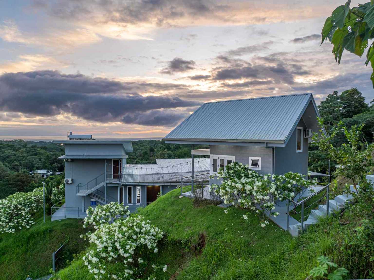 32579 (2) Ocean View Estate with Big Pool & Guesthouse in Uvita Costa Rica