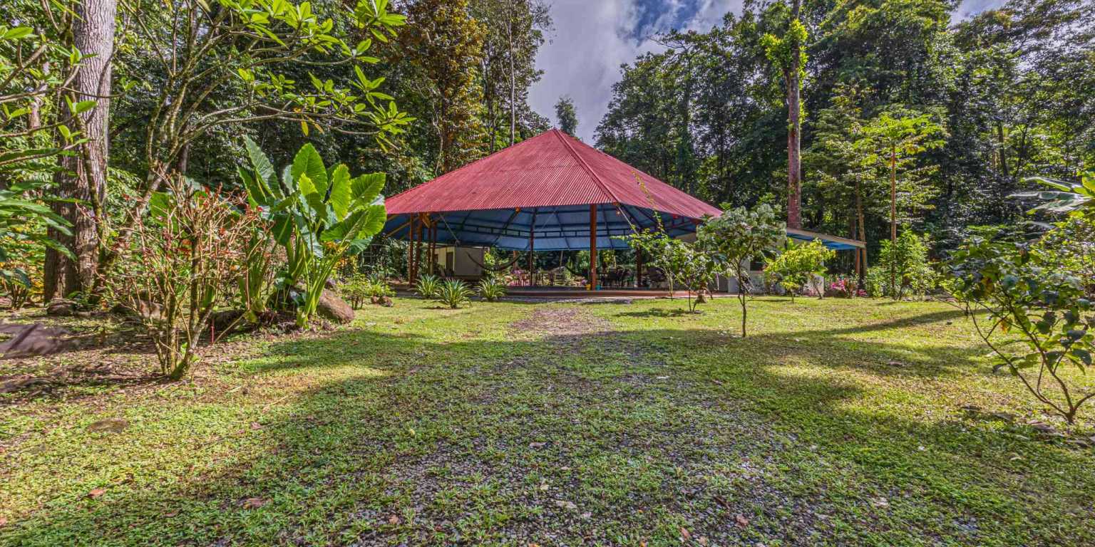 ConeCat-35 Versatile Riverfront Retreat on 5.3 Acres with Multiple Homes Perfect for Family Compound or Retreat Center in Ojochal Costa Rica