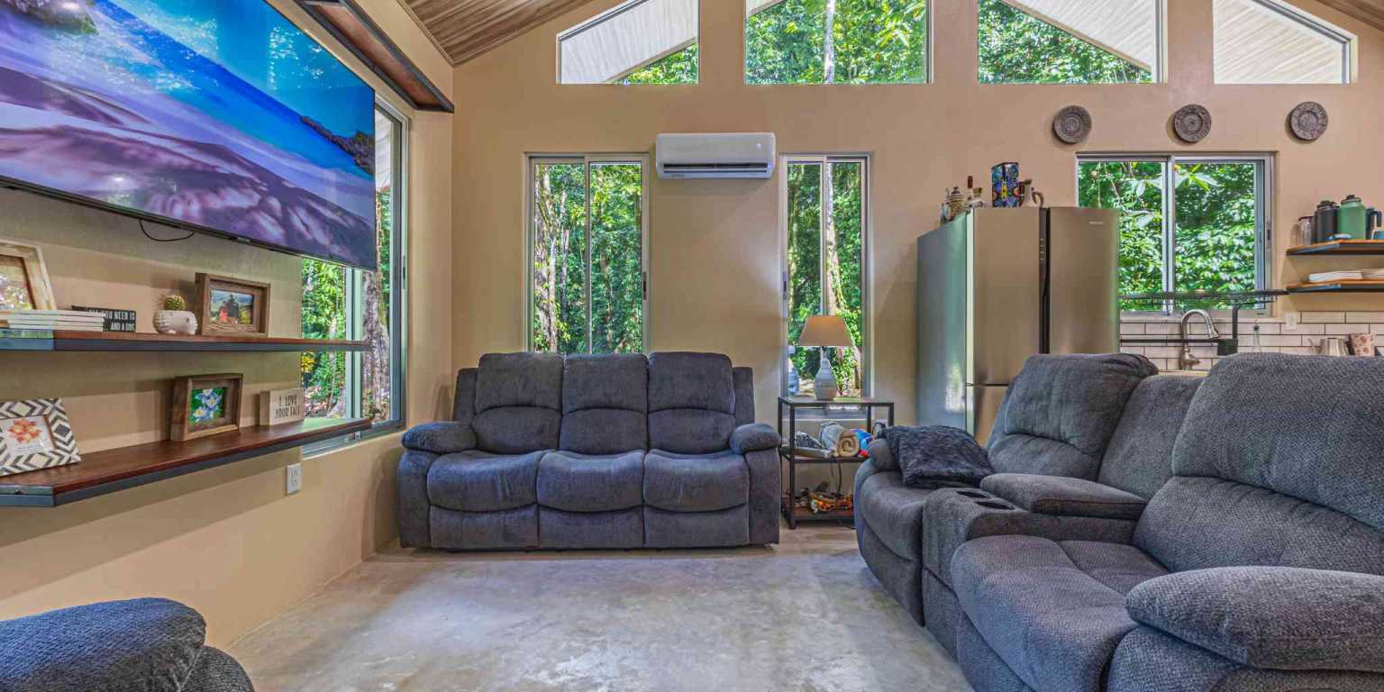 ConeCat-28 Versatile Riverfront Retreat on 5.3 Acres with Multiple Homes Perfect for Family Compound or Retreat Center in Ojochal Costa Rica