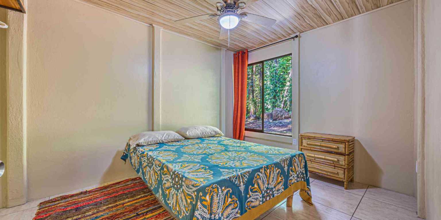 ConeCat-17 Versatile Riverfront Retreat on 5.3 Acres with Multiple Homes Perfect for Family Compound or Retreat Center in Ojochal Costa Rica
