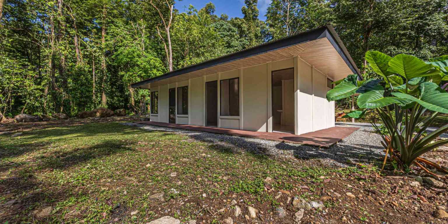 ConeCat-19 Versatile Riverfront Retreat on 5.3 Acres with Multiple Homes Perfect for Family Compound or Retreat Center in Ojochal Costa Rica