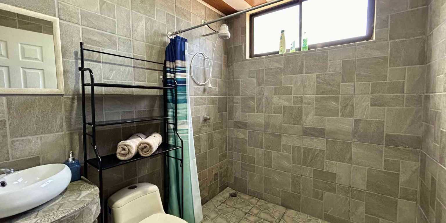 Foto 27-8-24, 10 26 33 Apartments with 8-Units Walking Distance to the Beach in Bahia near Uvita Costa Rica