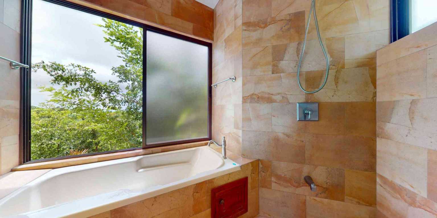 8153 House For Sale in Chontales 33 Ocean View 3-Bedroom Home with Pool for sale in Chontales near Ojochal Costa Rica