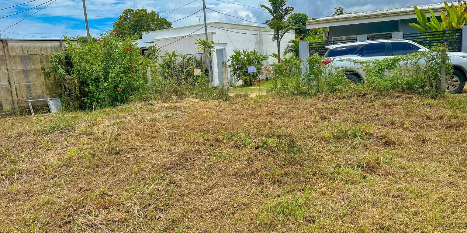 Easy-Access Building Lot Bordering the Marino Ballena National Park & Easy Walk to Cafes, Restaurants & Other Amenities in Bahia near Uvita Costa Rica