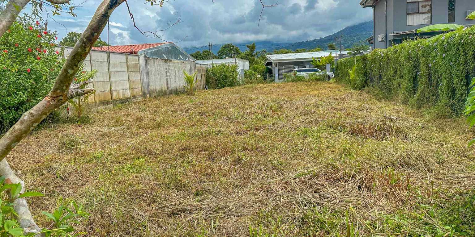 Easy-Access Building Lot Bordering the Marino Ballena National Park & Easy Walk to Cafes, Restaurants & Other Amenities in Bahia near Uvita Costa Rica