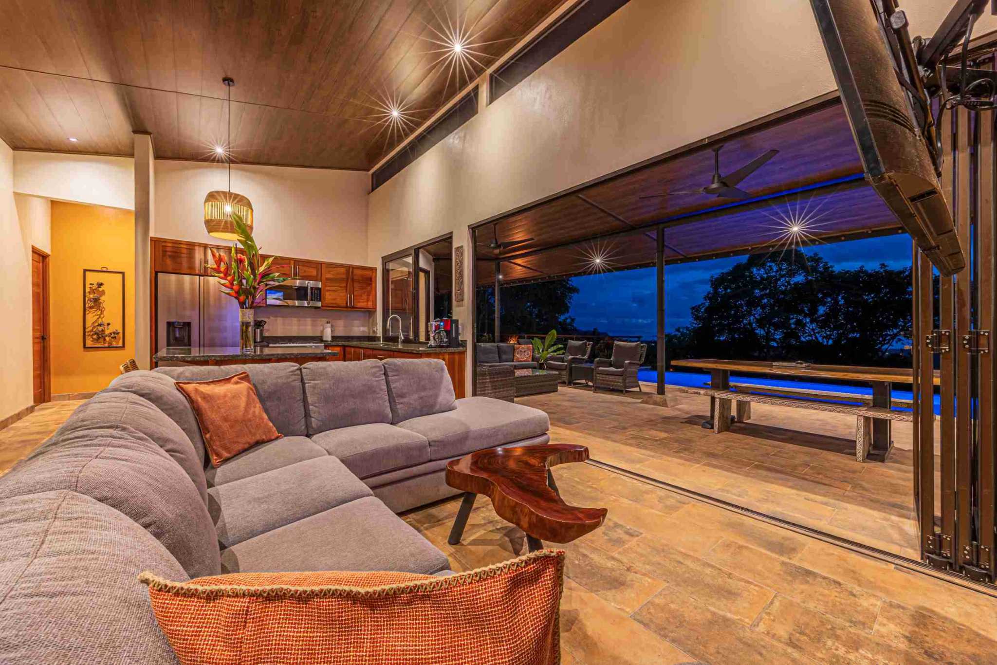 Meraki-34669 (42) Stunning Modern Tropical 3-Bedroom Home with Sweeping Ocean Views in Uvita Costa Rica