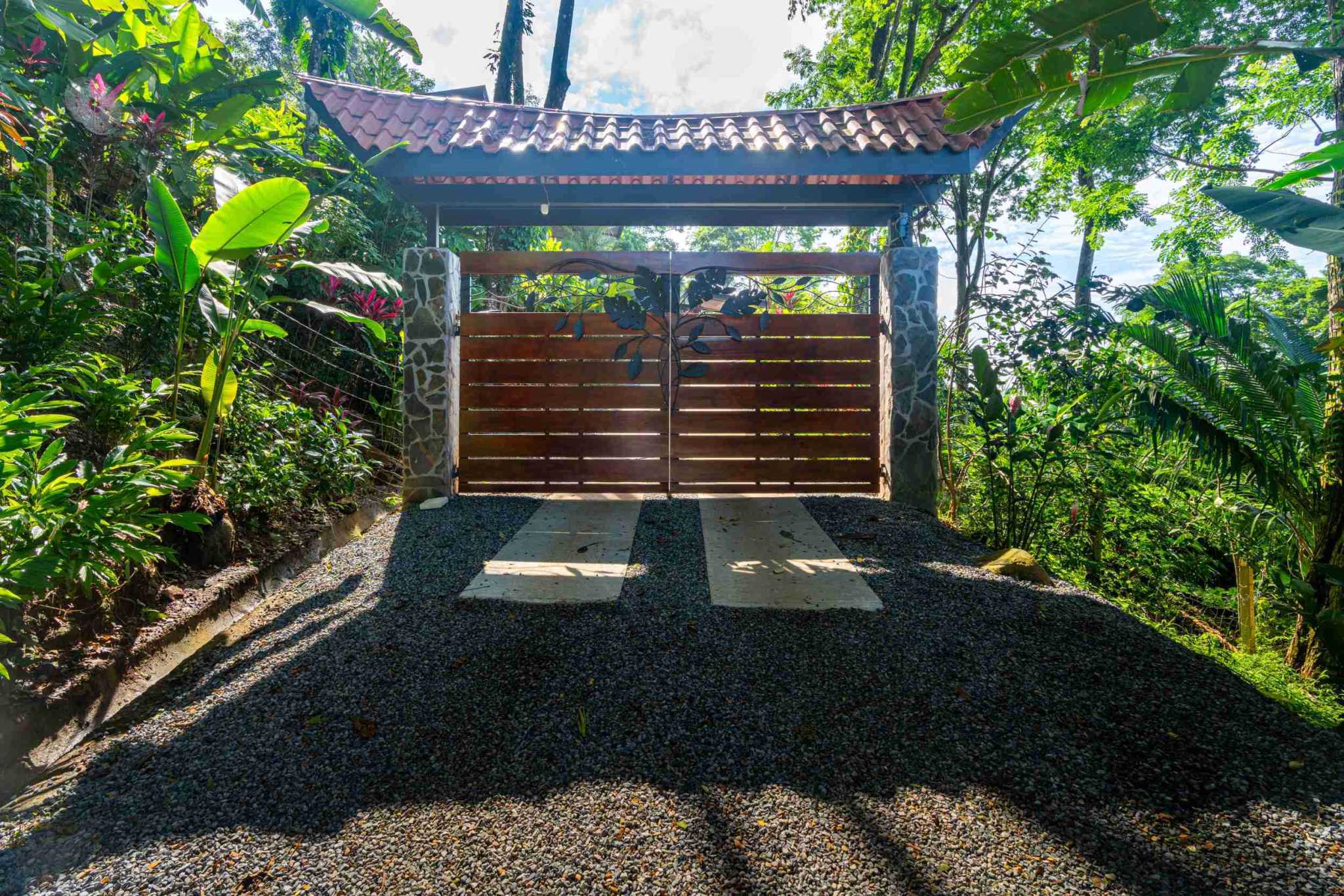 Meraki-34669 (4) Stunning Modern Tropical 3-Bedroom Home with Sweeping Ocean Views in Uvita Costa Rica