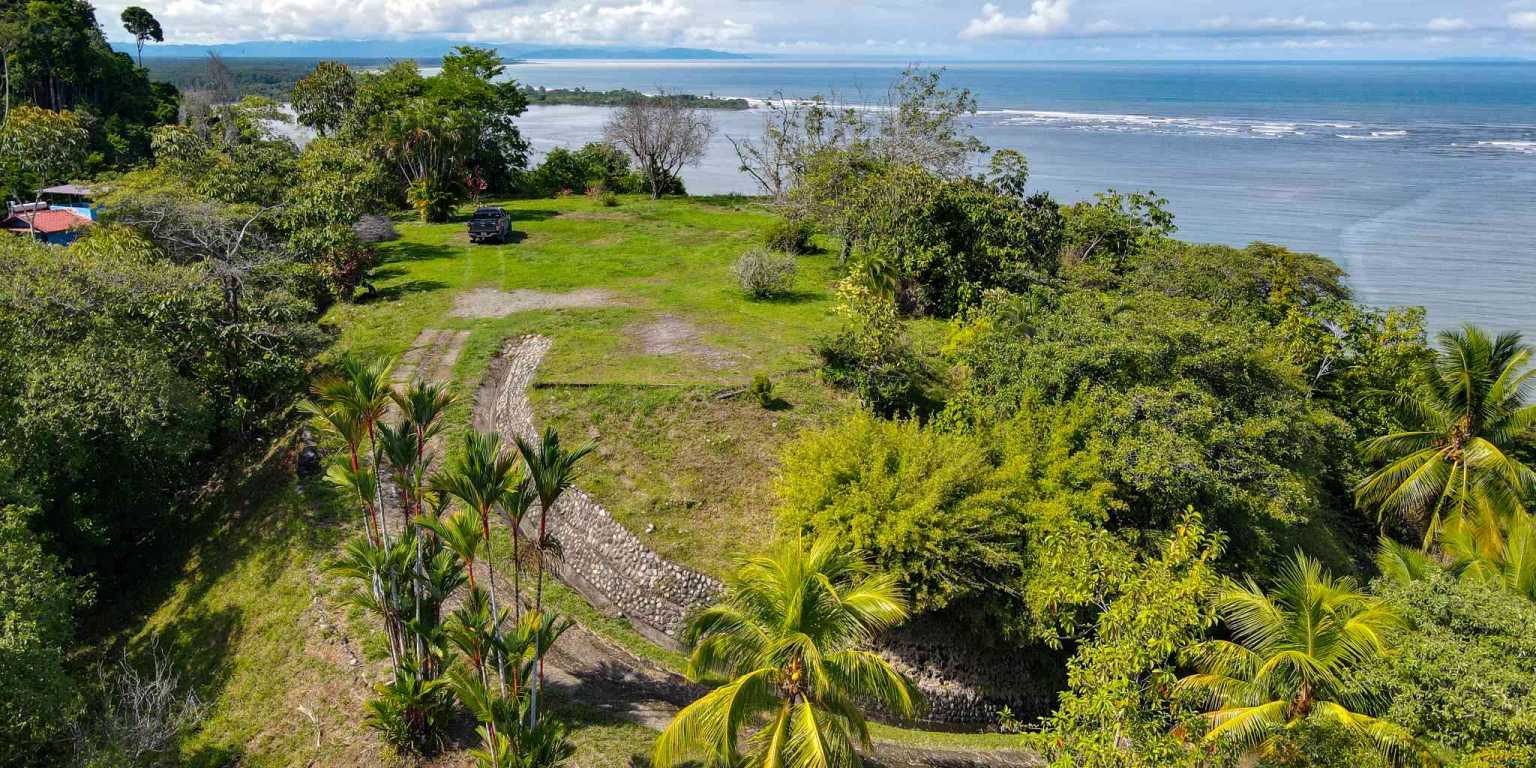 Stunning 3 Acre Oceanview Lot in Ojochal Costa Rica