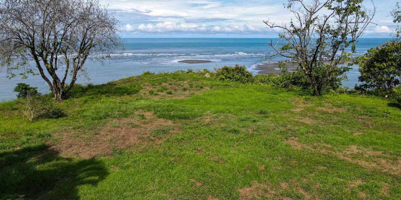 Stunning 3 Acre Oceanview Lot in Ojochal Costa Rica