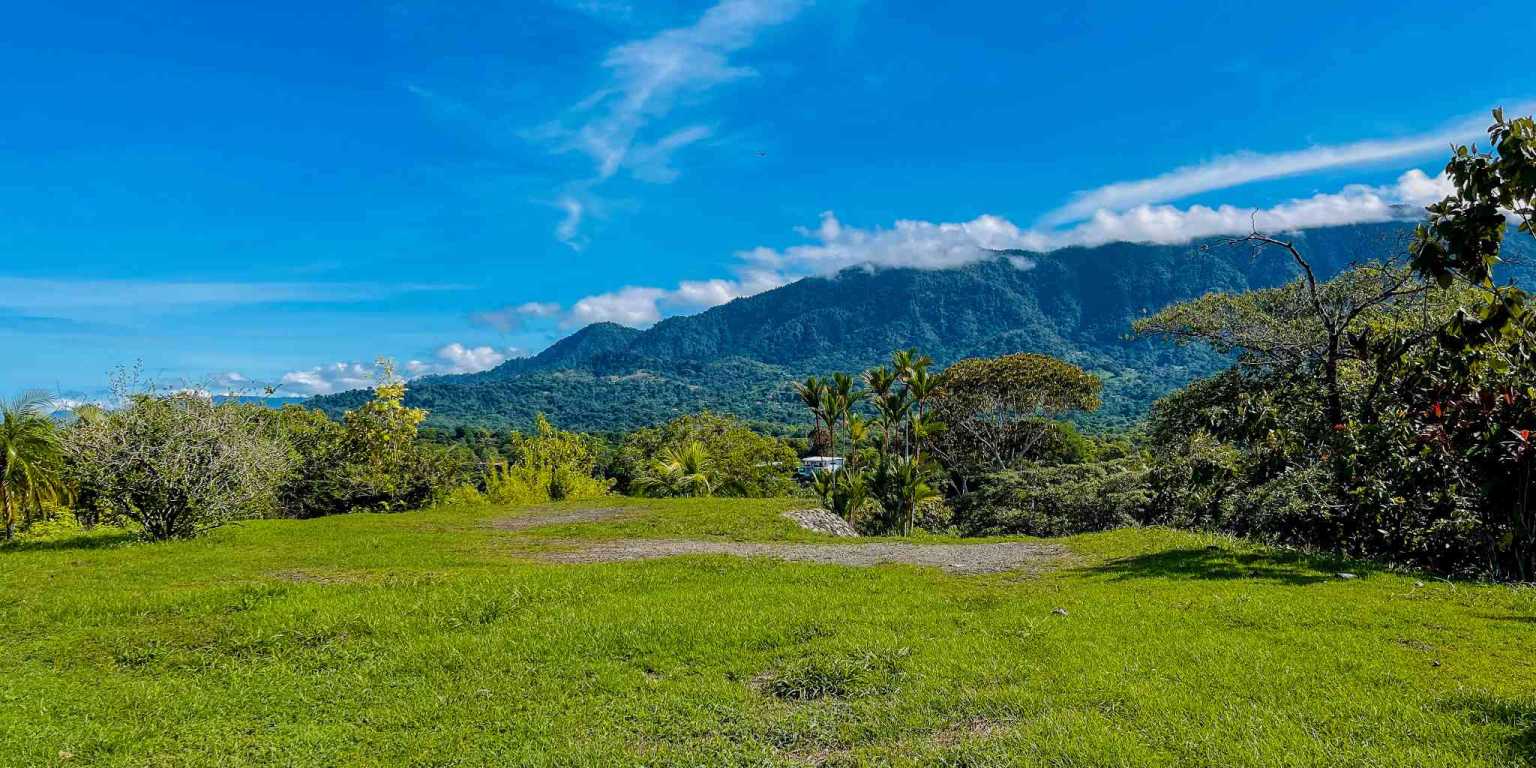 Stunning 3 Acre Oceanview Lot in Ojochal Costa Rica
