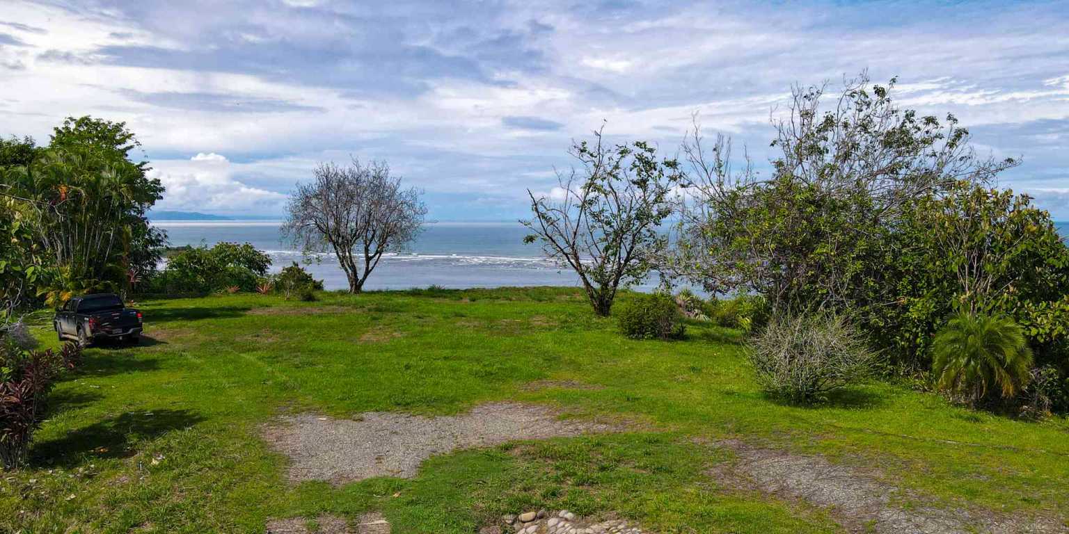 Stunning 3 Acre Oceanview Lot in Ojochal Costa Rica