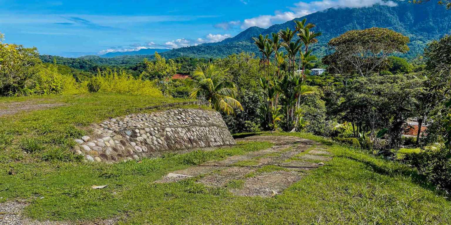 Stunning 3 Acre Oceanview Lot in Ojochal Costa Rica