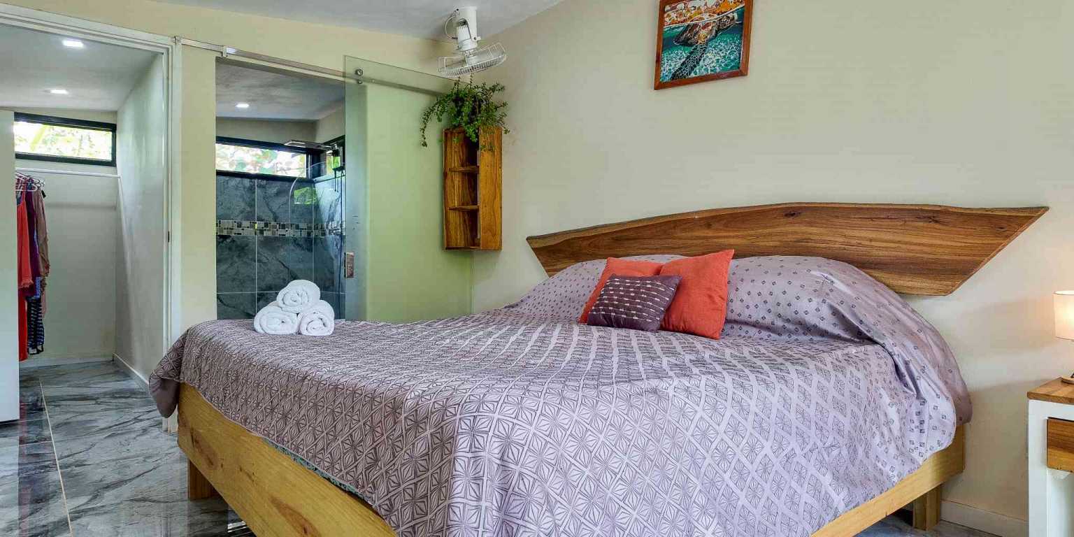 1 (27) Contemporary 3-Bedroom Home Surrounded by Uvita’s Amenities but Just a Short Stroll to Tropical Beaches in Uvita Costa Rica