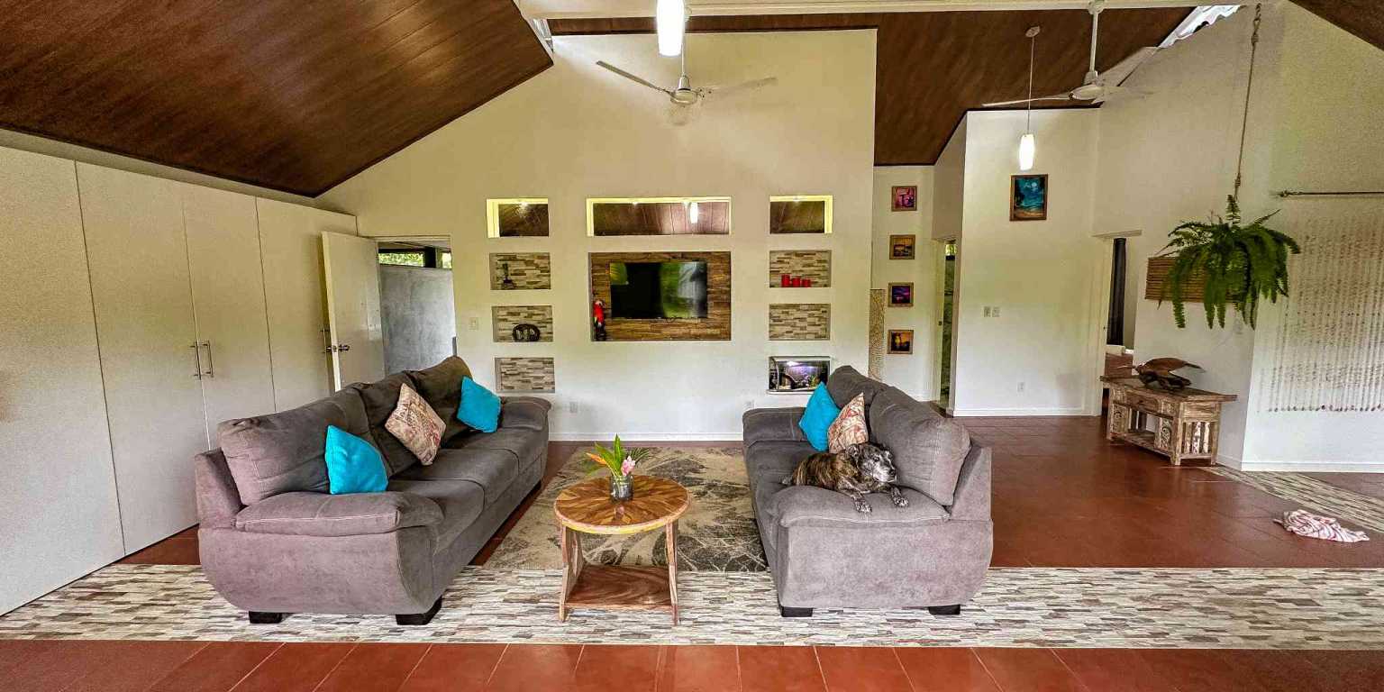1 (7) Contemporary 3-Bedroom Home Surrounded by Uvita’s Amenities but Just a Short Stroll to Tropical Beaches in Uvita Costa Rica