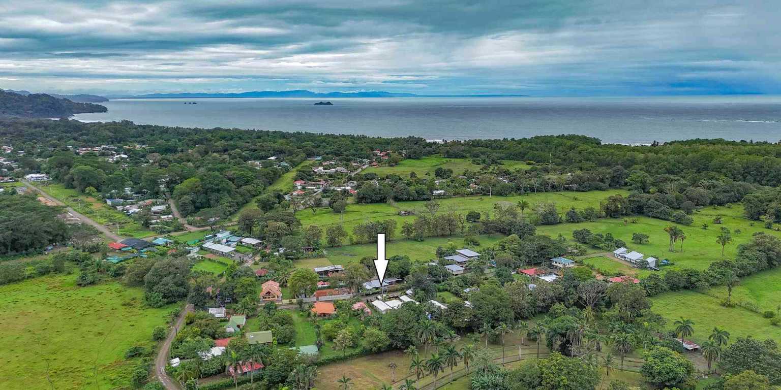 1 (4) 1 Contemporary 3-Bedroom Home Surrounded by Uvita’s Amenities but Just a Short Stroll to Tropical Beaches in Uvita Costa Rica