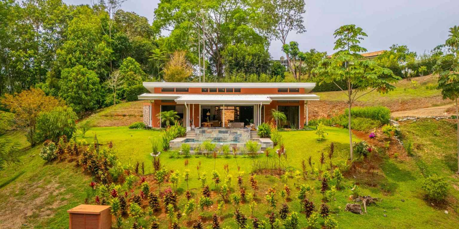 IMG_9476 Stunning 4-Bedroom Home with Mountain Views – Perfect Blend of Seclusion & Convenience in Ojochal Costa Rica
